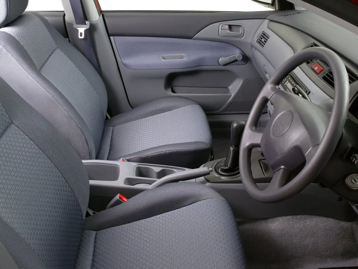Mitsubishi Lancer IX Универсал 5 дв. Cedia — фото 4