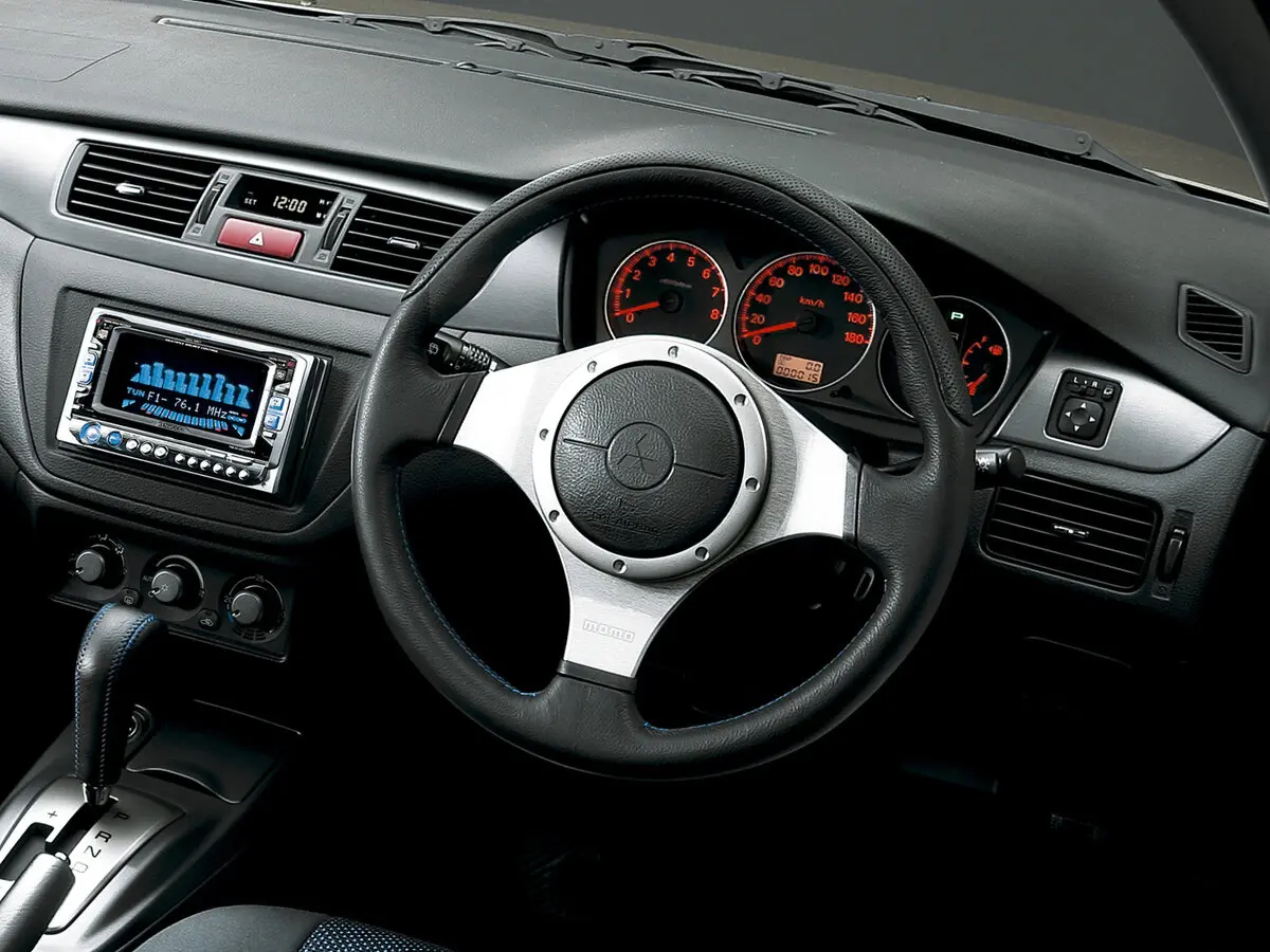 Mitsubishi Lancer IX Универсал 5 дв. Cedia — фото 5