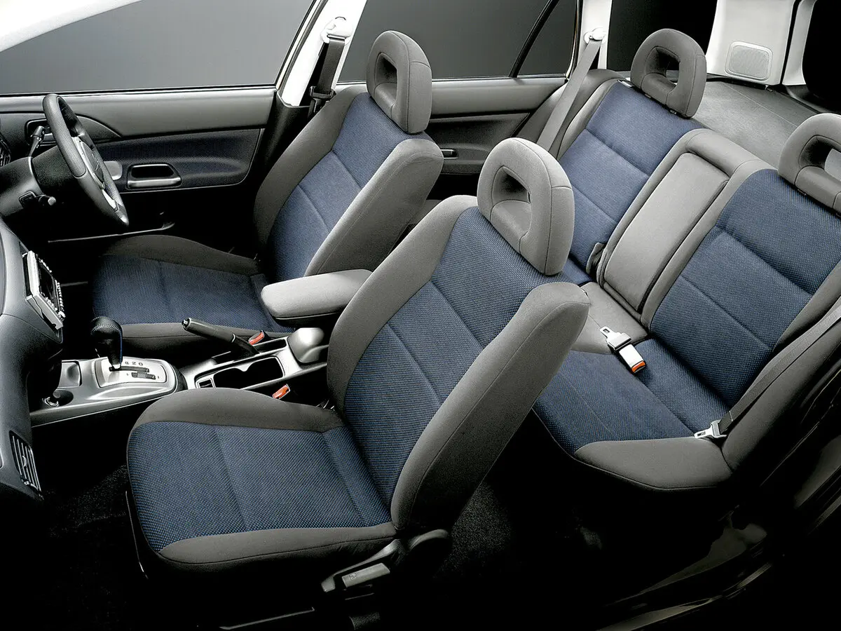Mitsubishi Lancer IX Универсал 5 дв. Cedia — фото 7