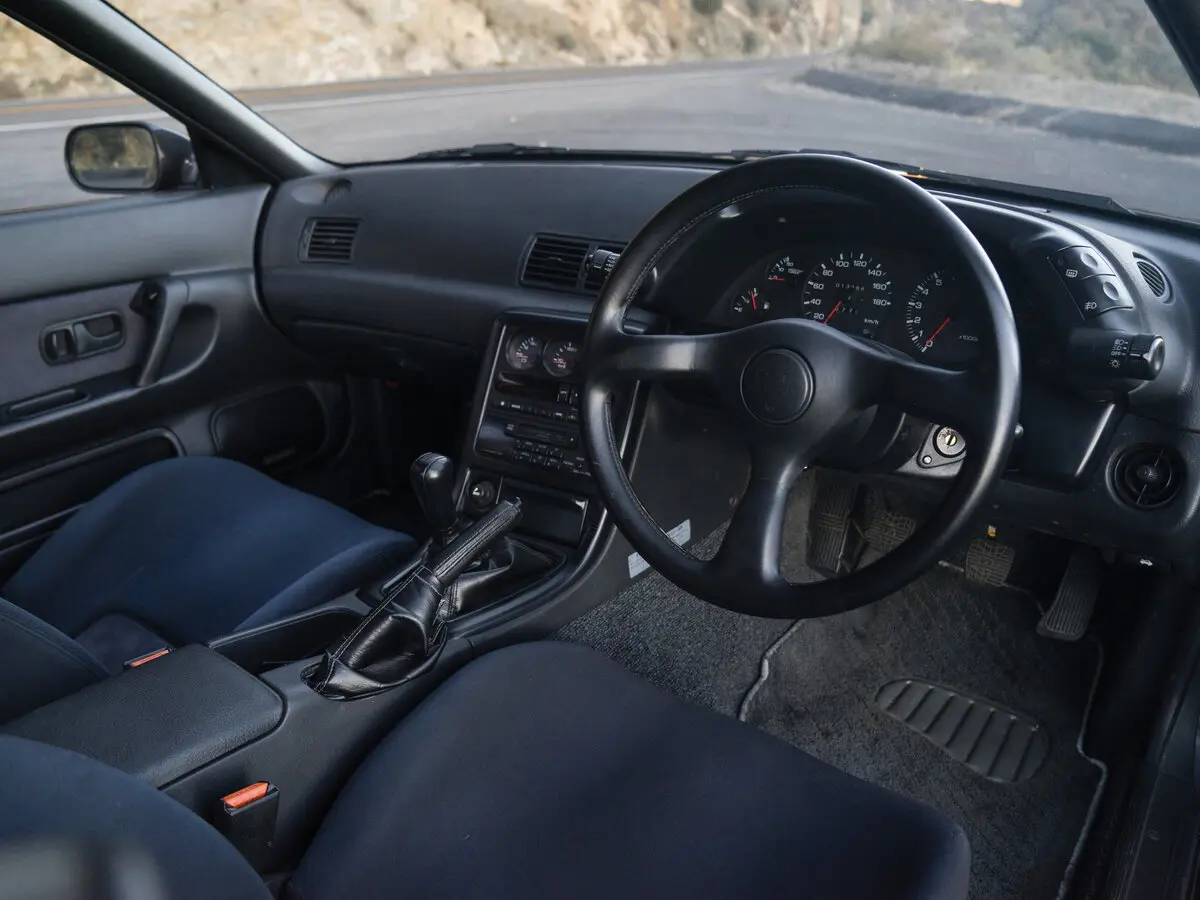 Nissan Skyline VIII (R32) Купе GT-R — сүрөт 6