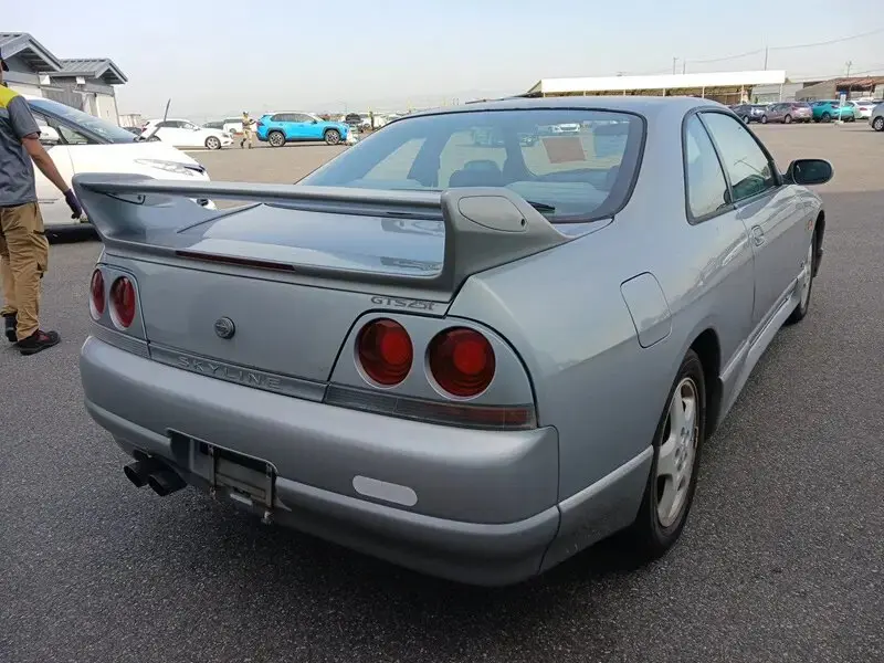 Nissan Skyline IX (R33) Купе GT-R — сүрөт 2