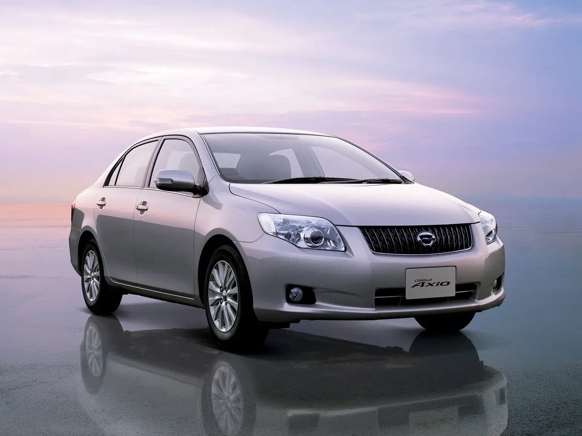 Toyota Corolla X (E140, E150) Седан Axio — фото 3