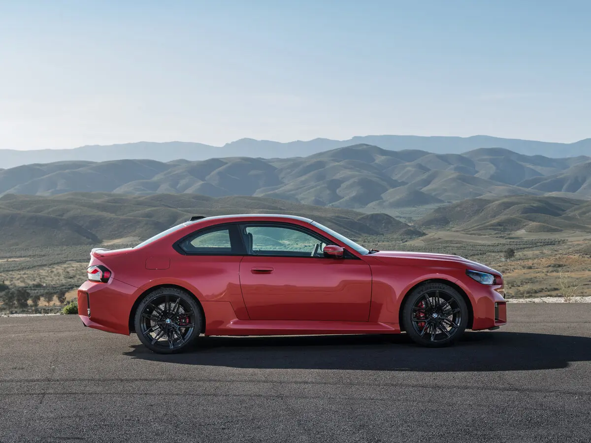 BMW M2 G87 Купе — сүрөт 2