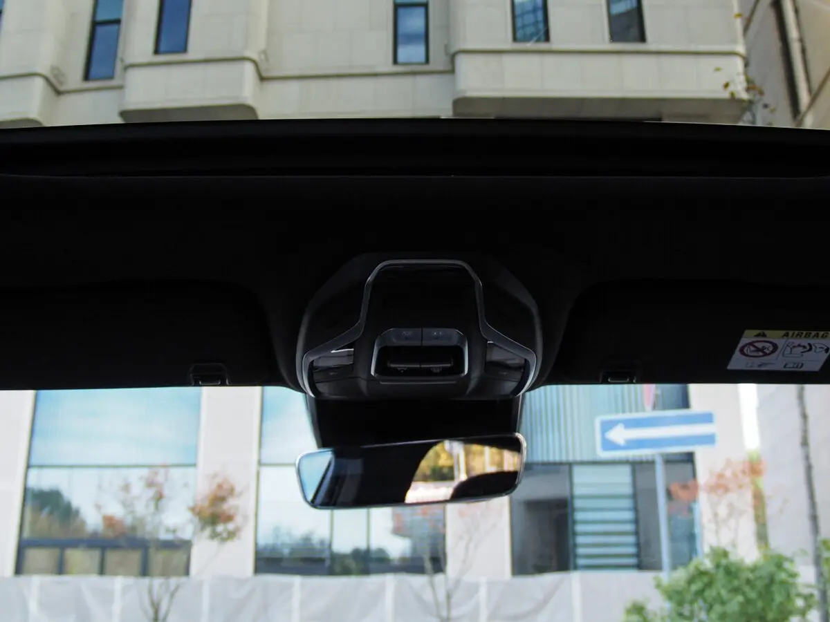 Geely Tugella I Рестайлинг Внедорожник 5 дв. — 照片 9