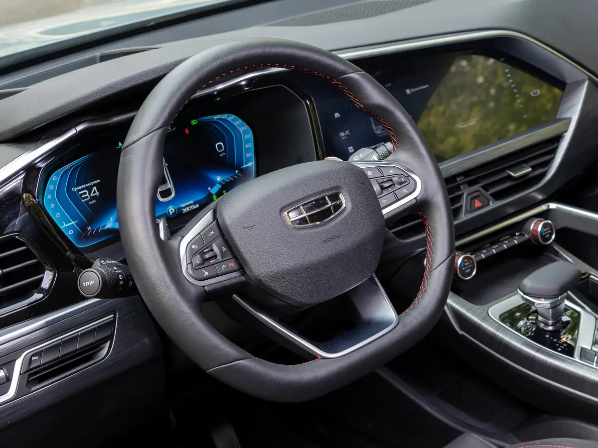 Geely Tugella I Рестайлинг Внедорожник 5 дв. — 照片 17