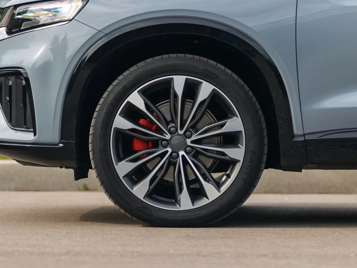Geely Tugella I Рестайлинг Внедорожник 5 дв. — 照片 26