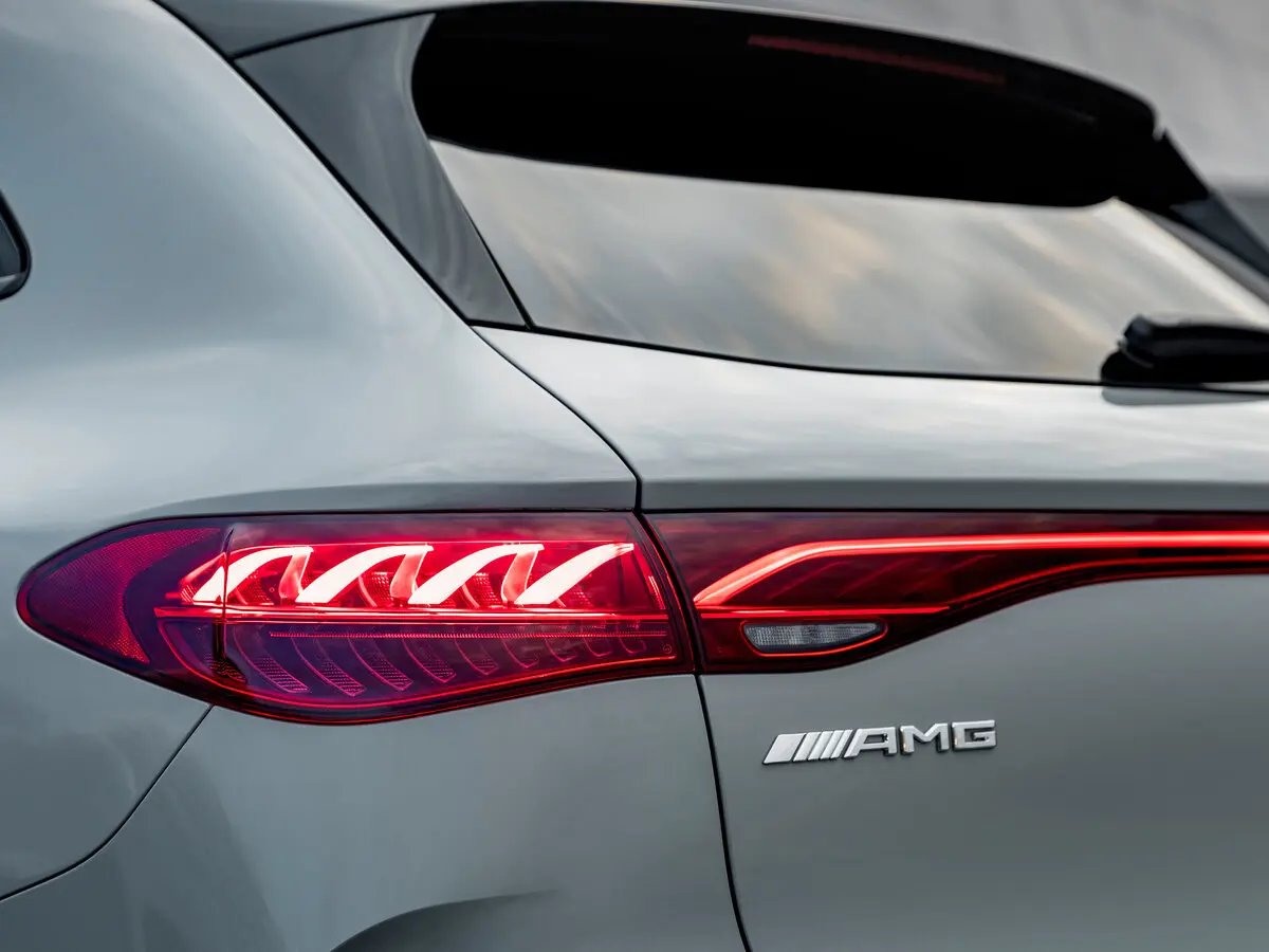 Mercedes-Benz EQE SUV AMG 2022 – н.в. Внедорожник 5 дв. — сүрөт 11