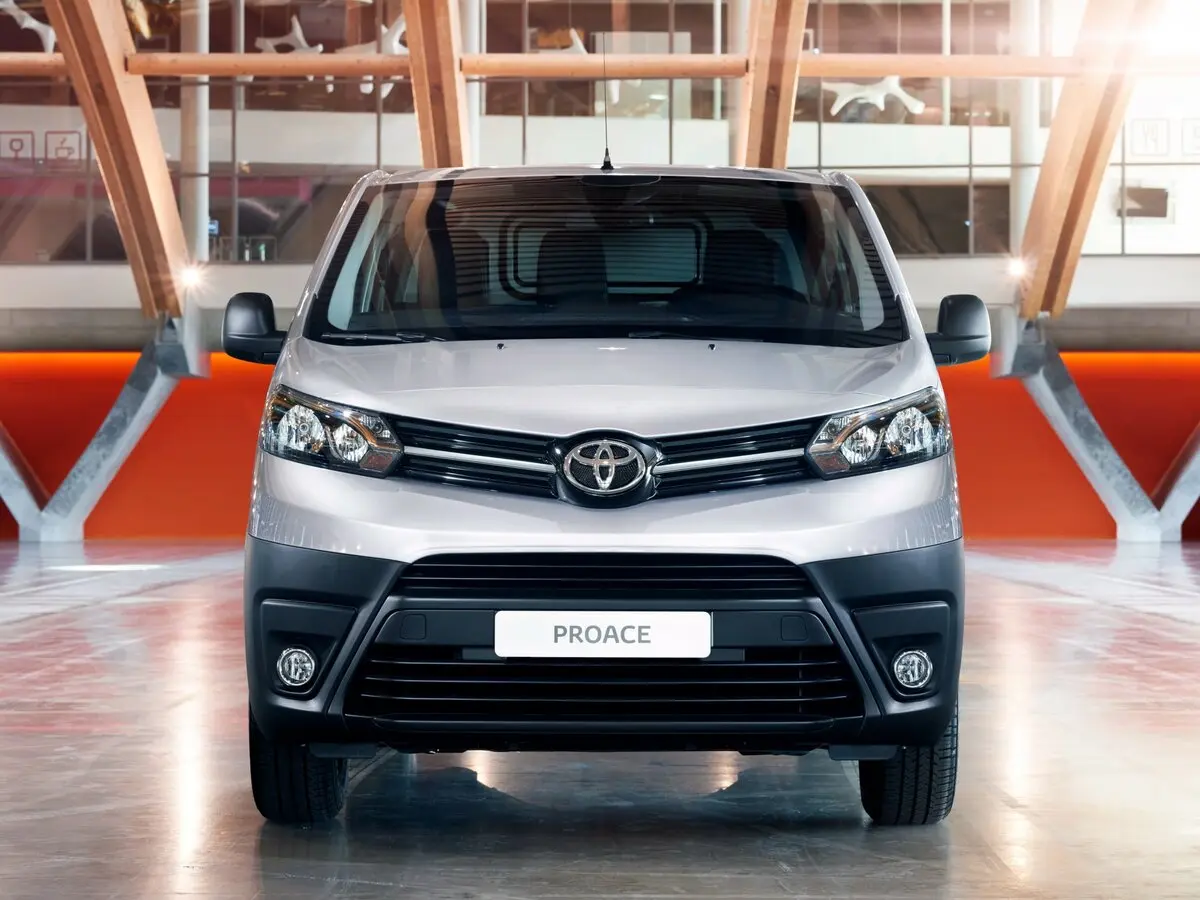 Toyota ProAce II Фургон Compact — сүрөт 3