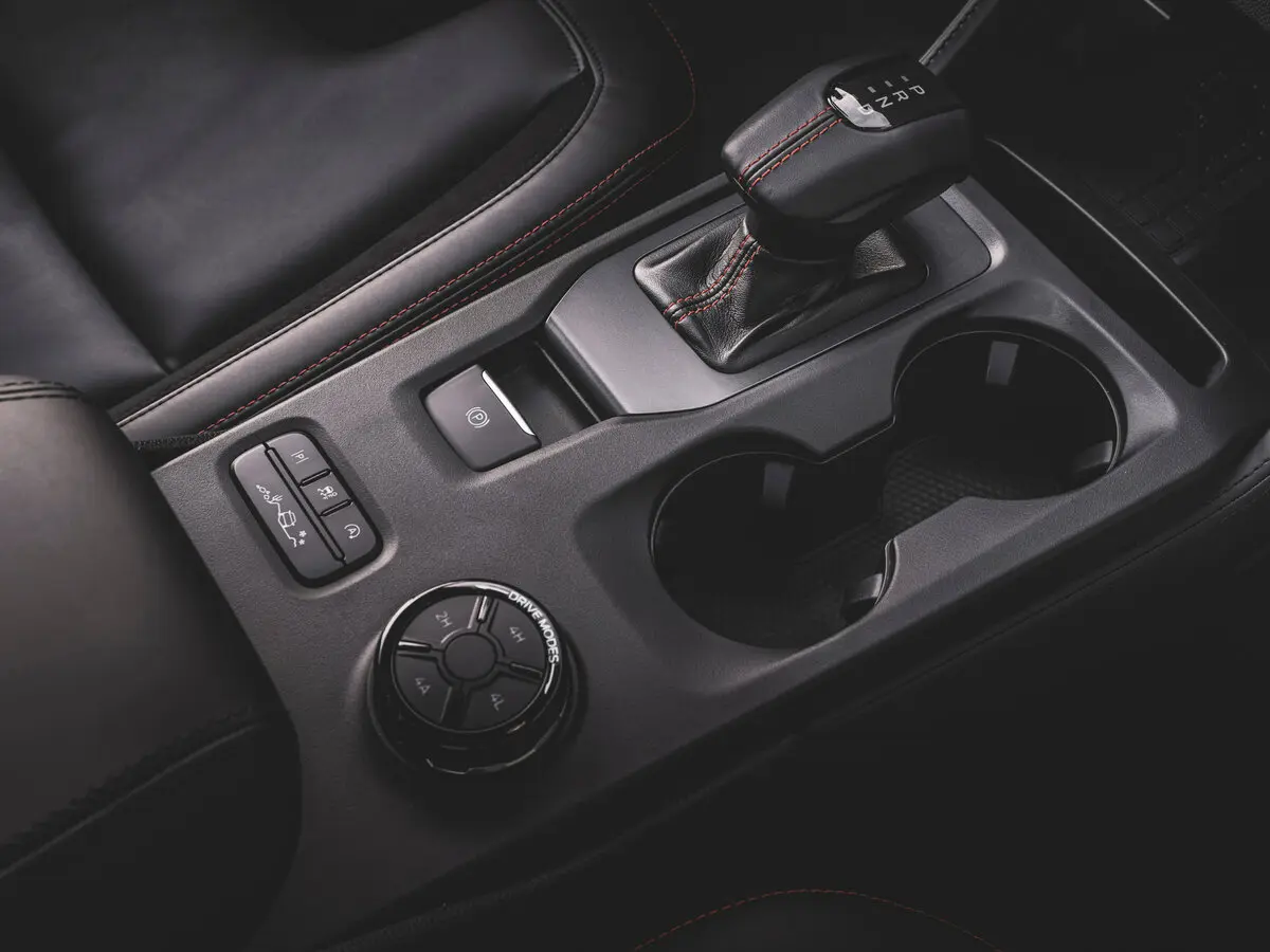 Ford Ranger T6.2 Пикап Двойная кабина Raptor — фото 12