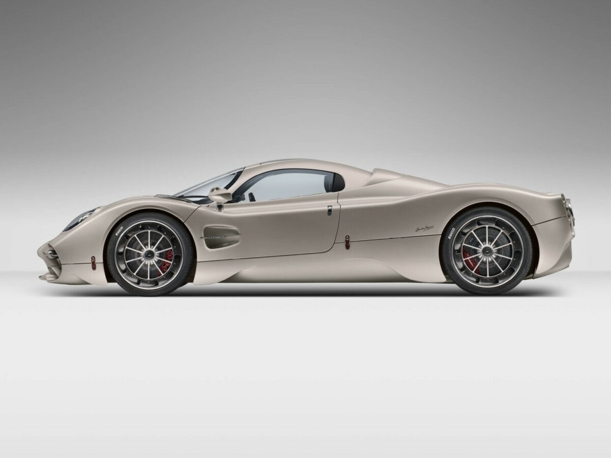 Pagani Utopia 2022 – н.в. Купе — фото 2
