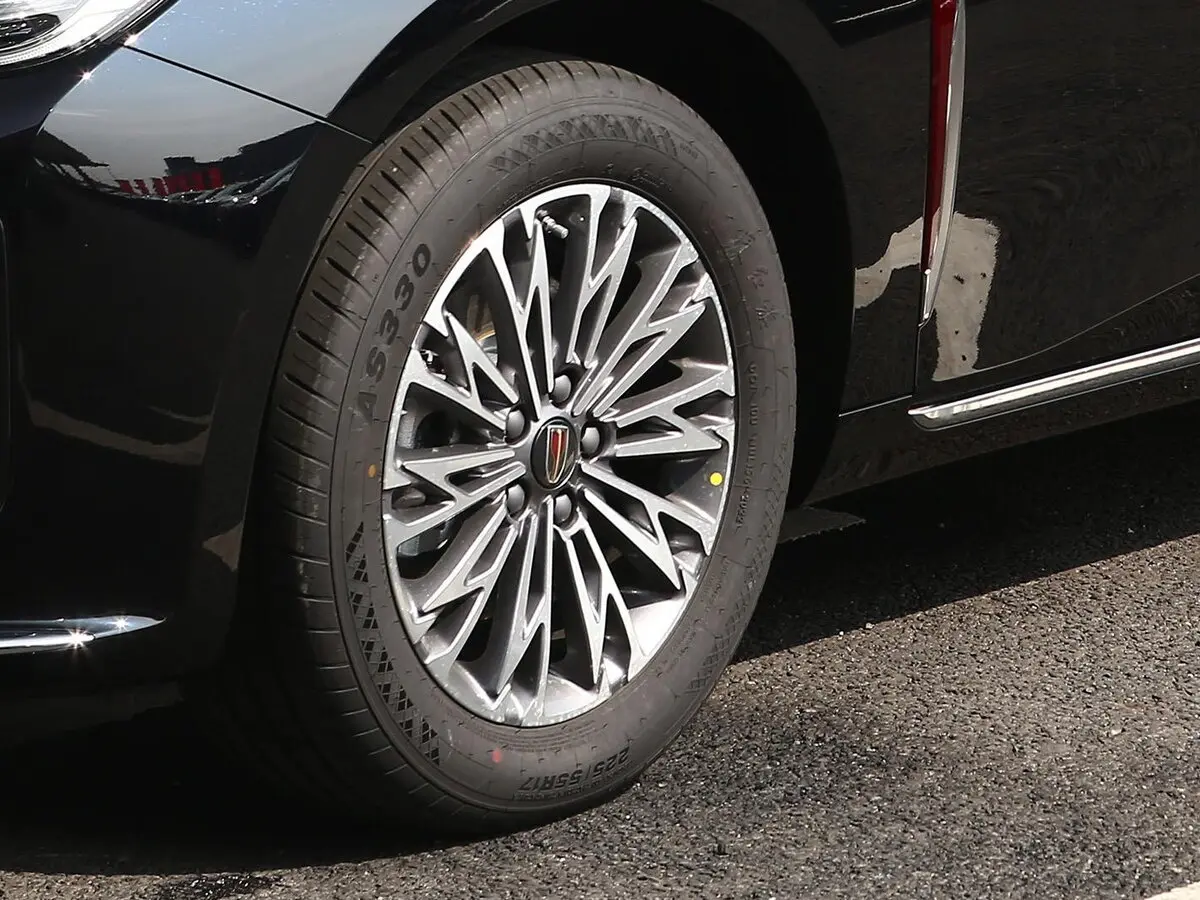 Hongqi H5 II Седан — photo 20