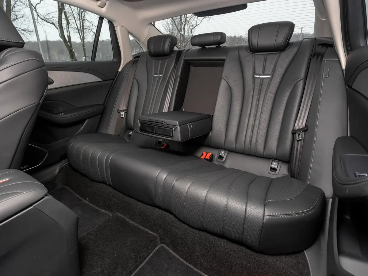 Hongqi H5 II Седан — photo 32