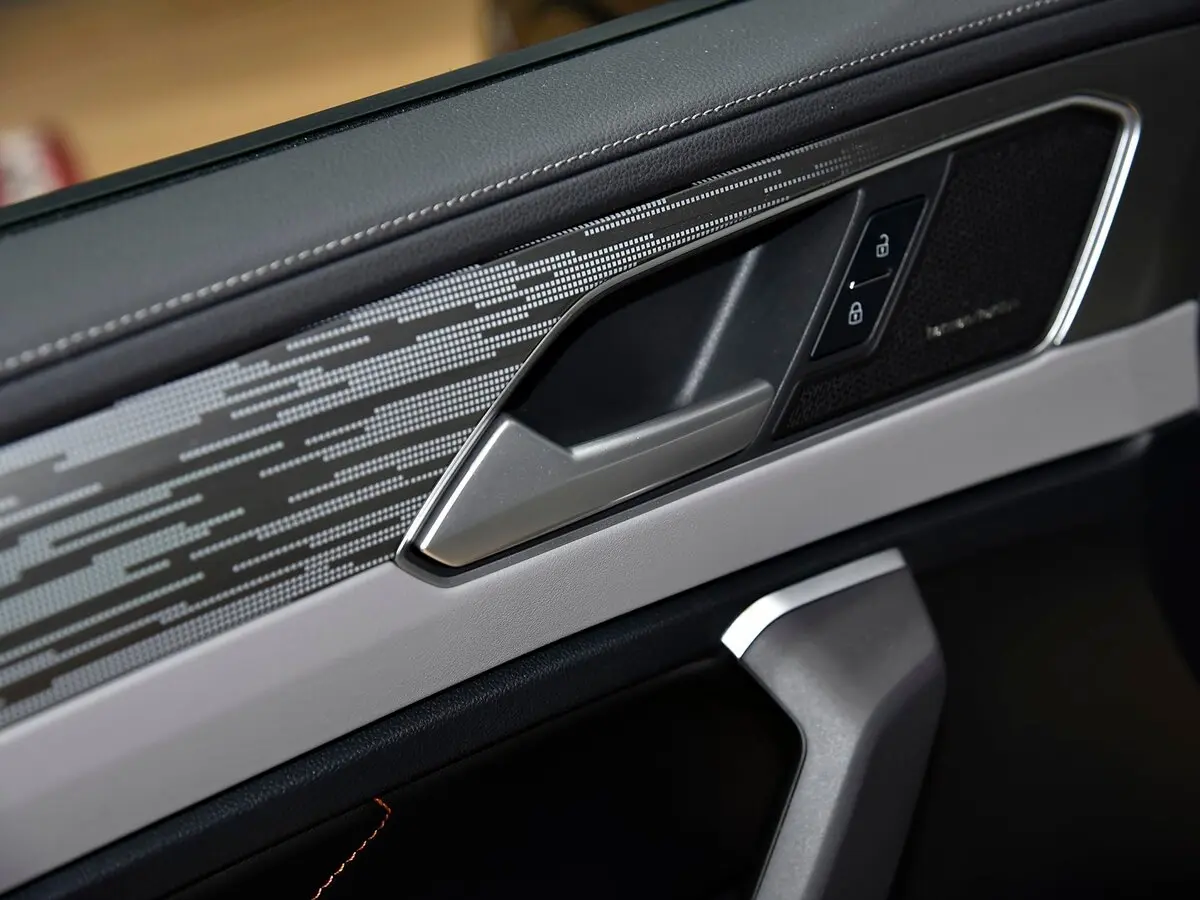 Volkswagen Tayron I Рестайлинг Внедорожник 5 дв. — сүрөт 12