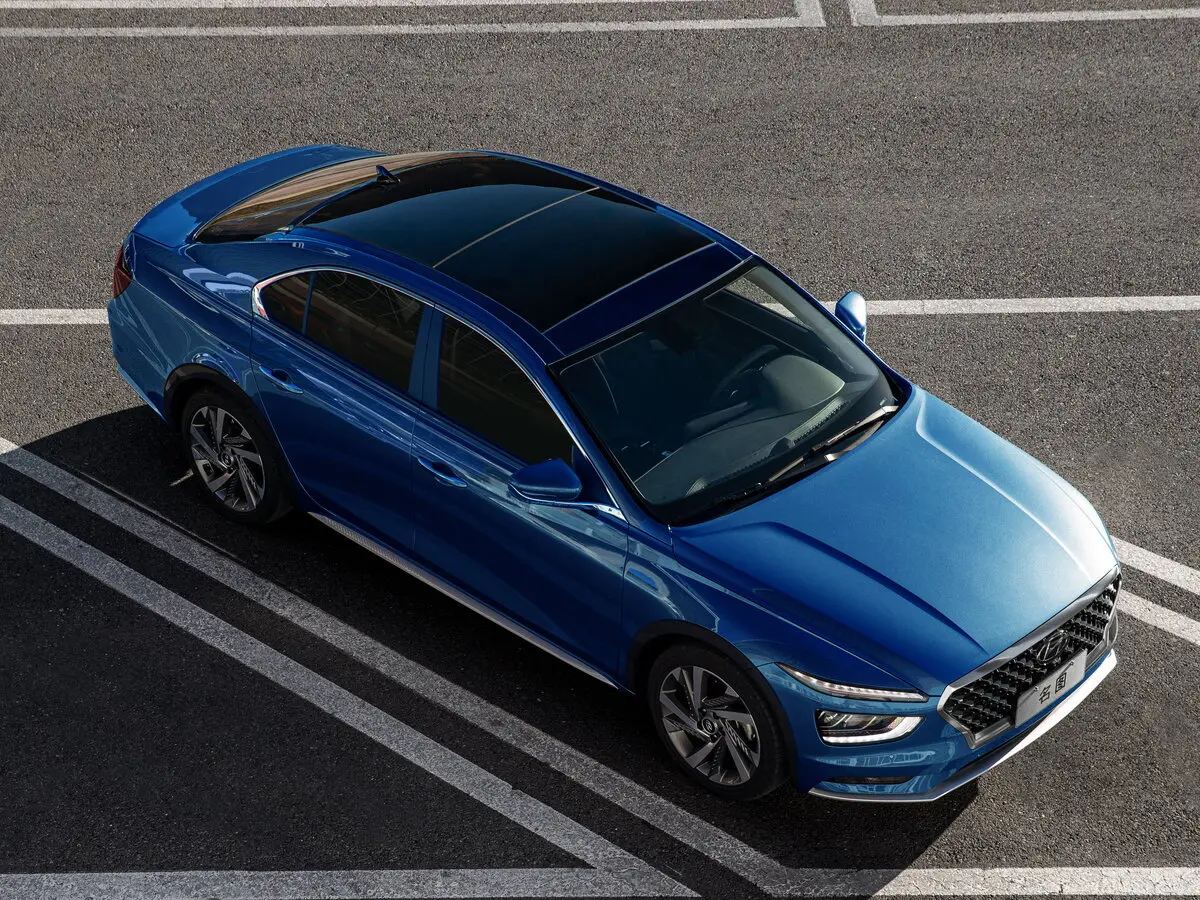 Hyundai Mistra II (DU2) Седан — сүрөт 15