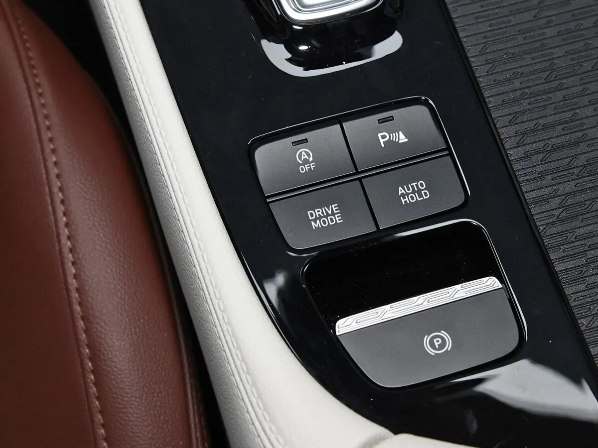 Hyundai Mistra II (DU2) Седан EV — photo 7