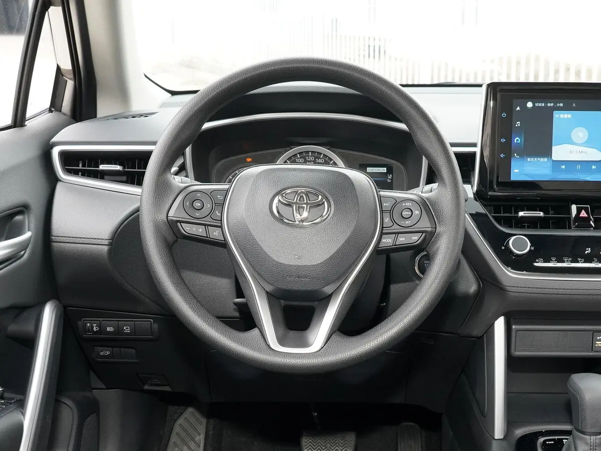 Toyota Frontlander I Внедорожник 5 дв. — фото 9