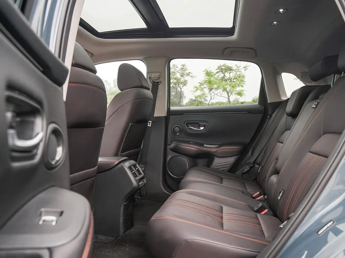 Honda ZR-V 2022 – н.в. Внедорожник 5 дв. — сүрөт 11