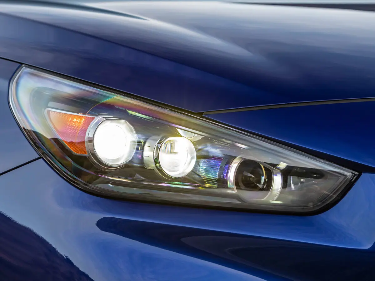 Hyundai Elantra VI (AD) Рестайлинг Хэтчбек 5 дв. GT — сүрөт 11