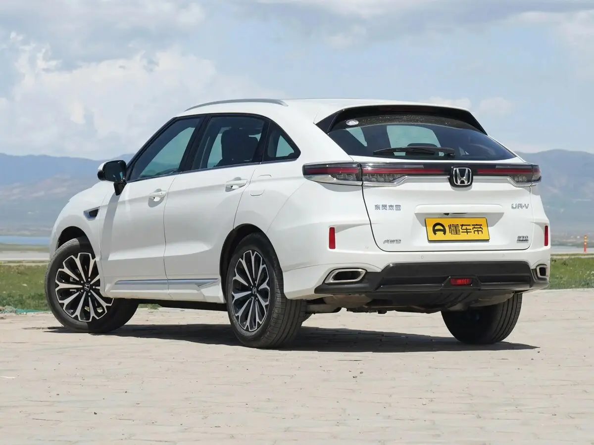 Honda UR-V I Рестайлинг 2 Внедорожник 5 дв. — сүрөт 5