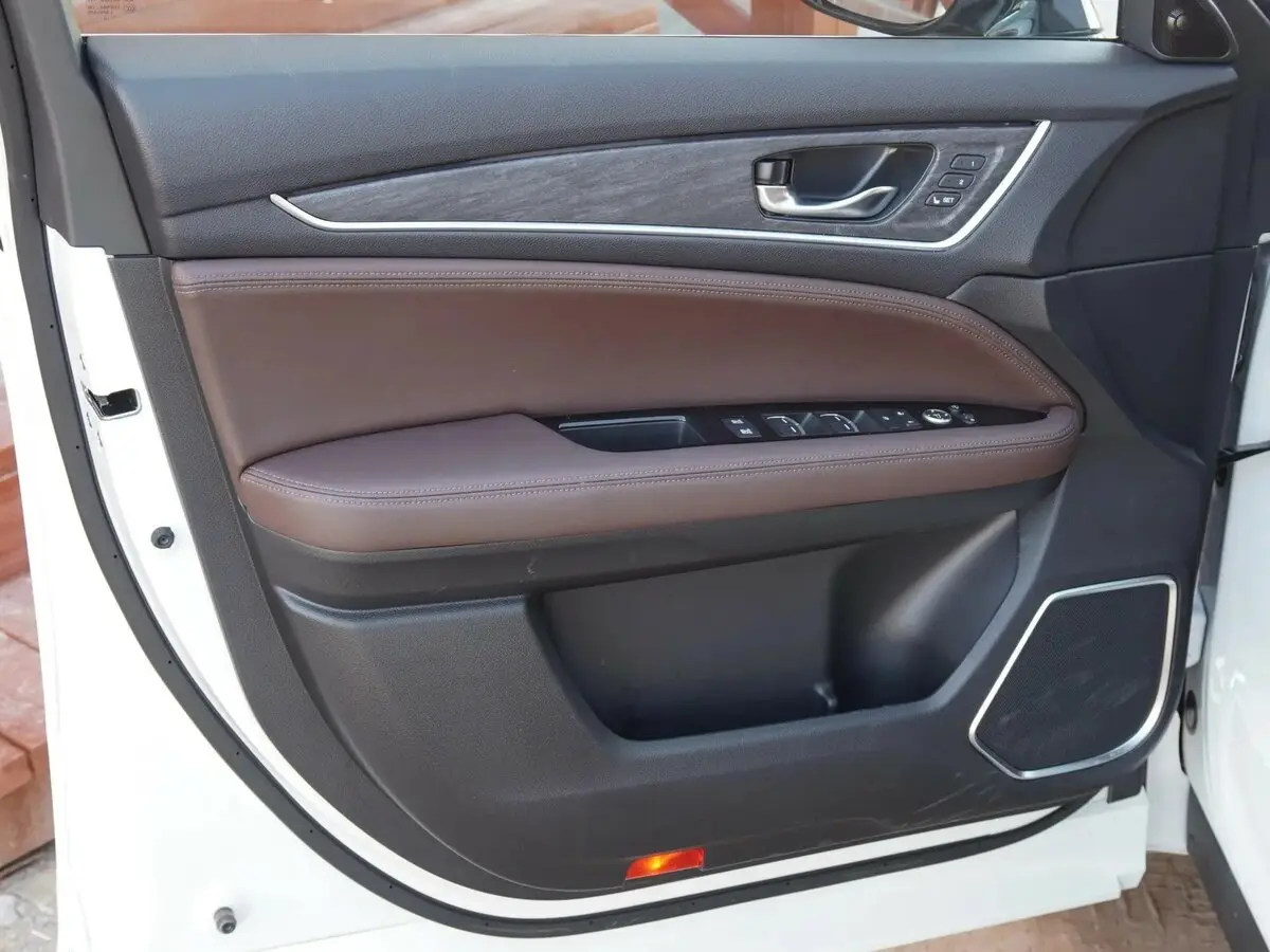 Honda UR-V I Рестайлинг 2 Внедорожник 5 дв. — сүрөт 10
