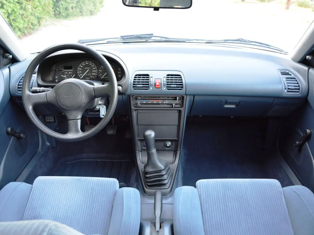 Mazda 323 V (BA) Купе C — фото 6