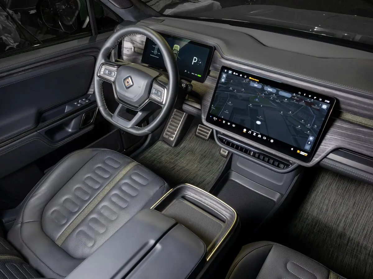Rivian R1S 2022 – н.в. Внедорожник 5 дв. — photo 19