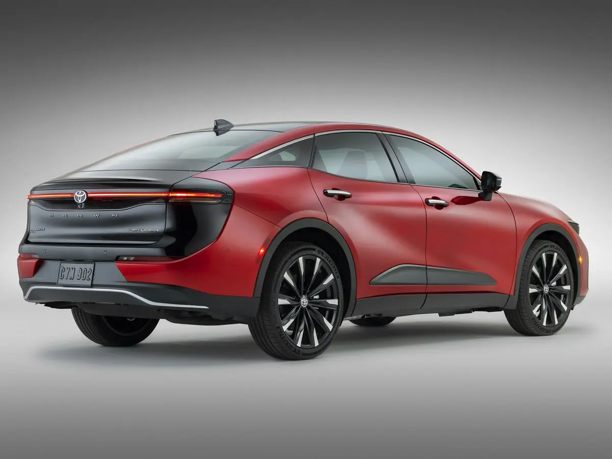 Toyota Crown XVI (S230) Фастбек Crossover — сүрөт 5