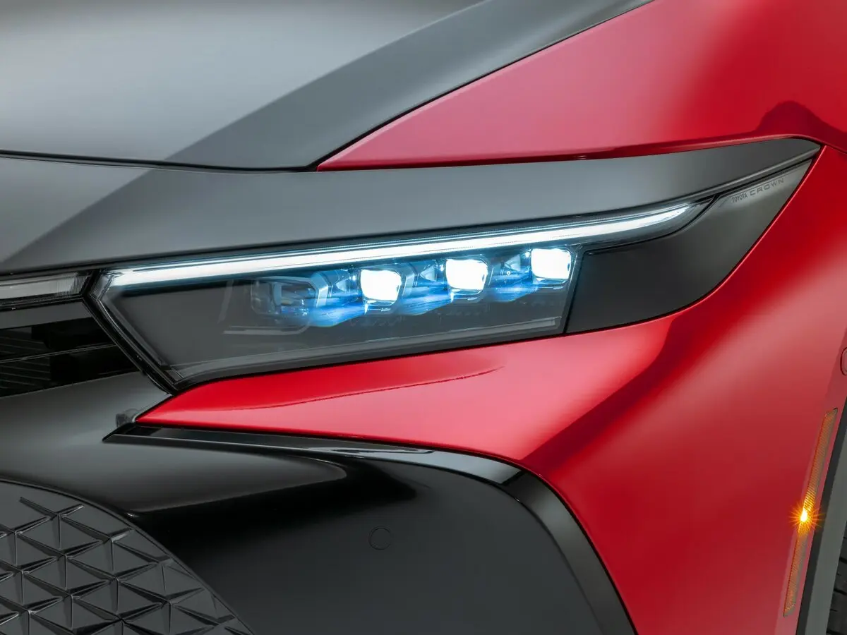 Toyota Crown XVI (S230) Фастбек Crossover — сүрөт 11