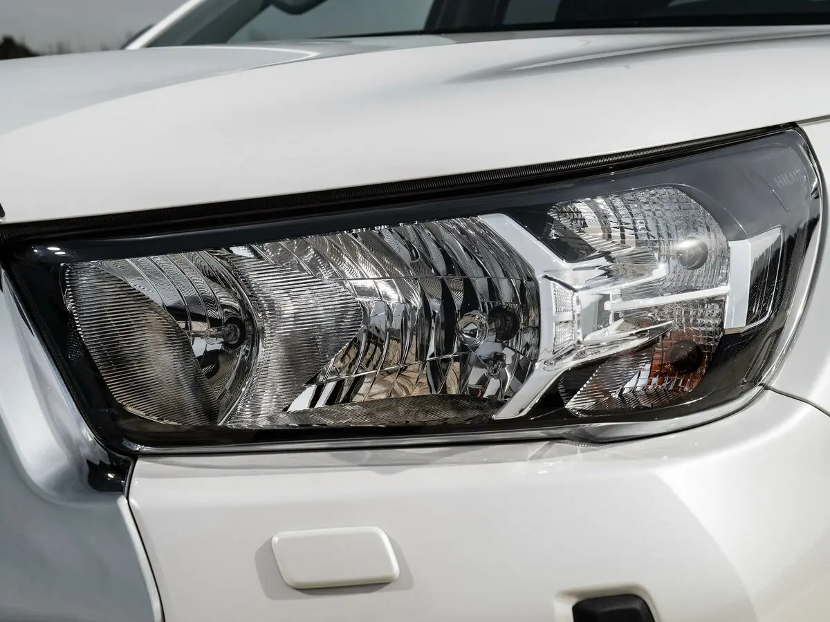 Toyota Hilux VIII Рестайлинг 2 Пикап Полуторная кабина Extra Cab — сүрөт 5