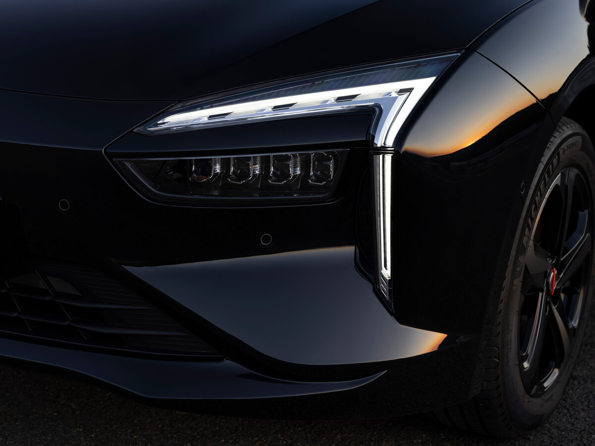 Mobilize Limo 2022 – 2023 Седан — фото 13