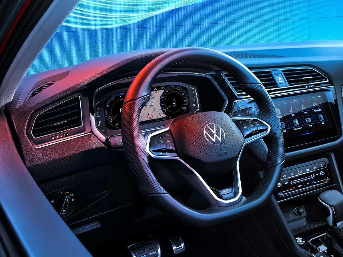 Volkswagen Tiguan II Рестайлинг (China Market) Внедорожник 5 дв. X — сүрөт 8