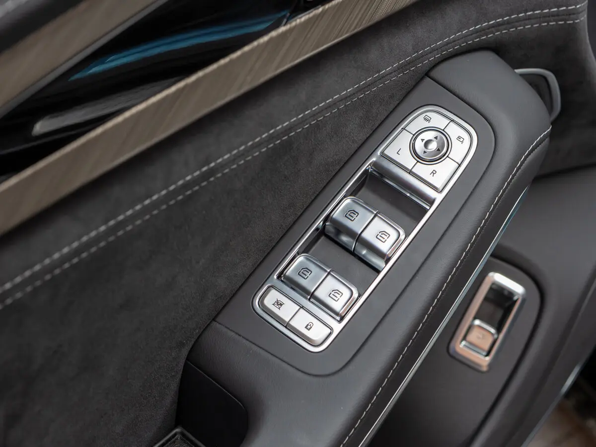 Hongqi H9 I Седан — сүрөт 24