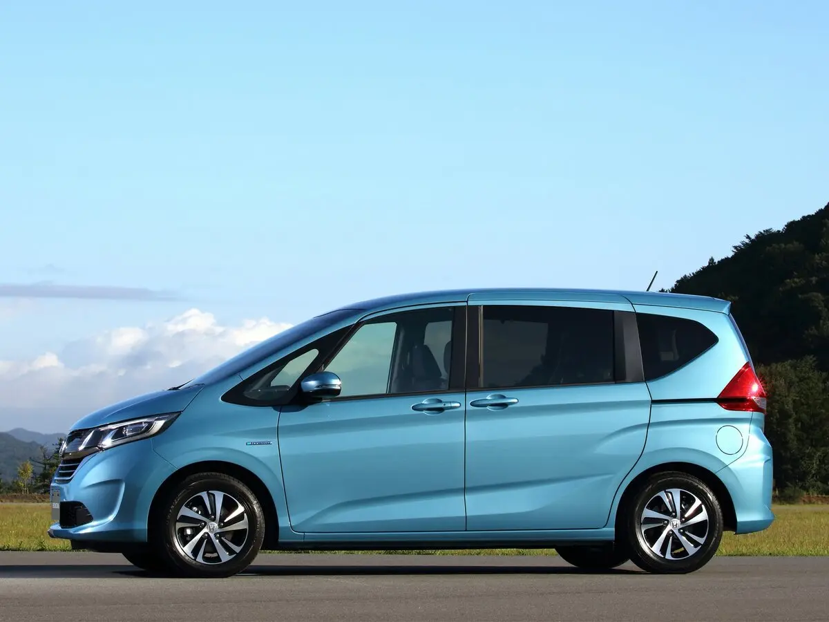 Honda Freed II Компактвэн Freed+ — сүрөт 2