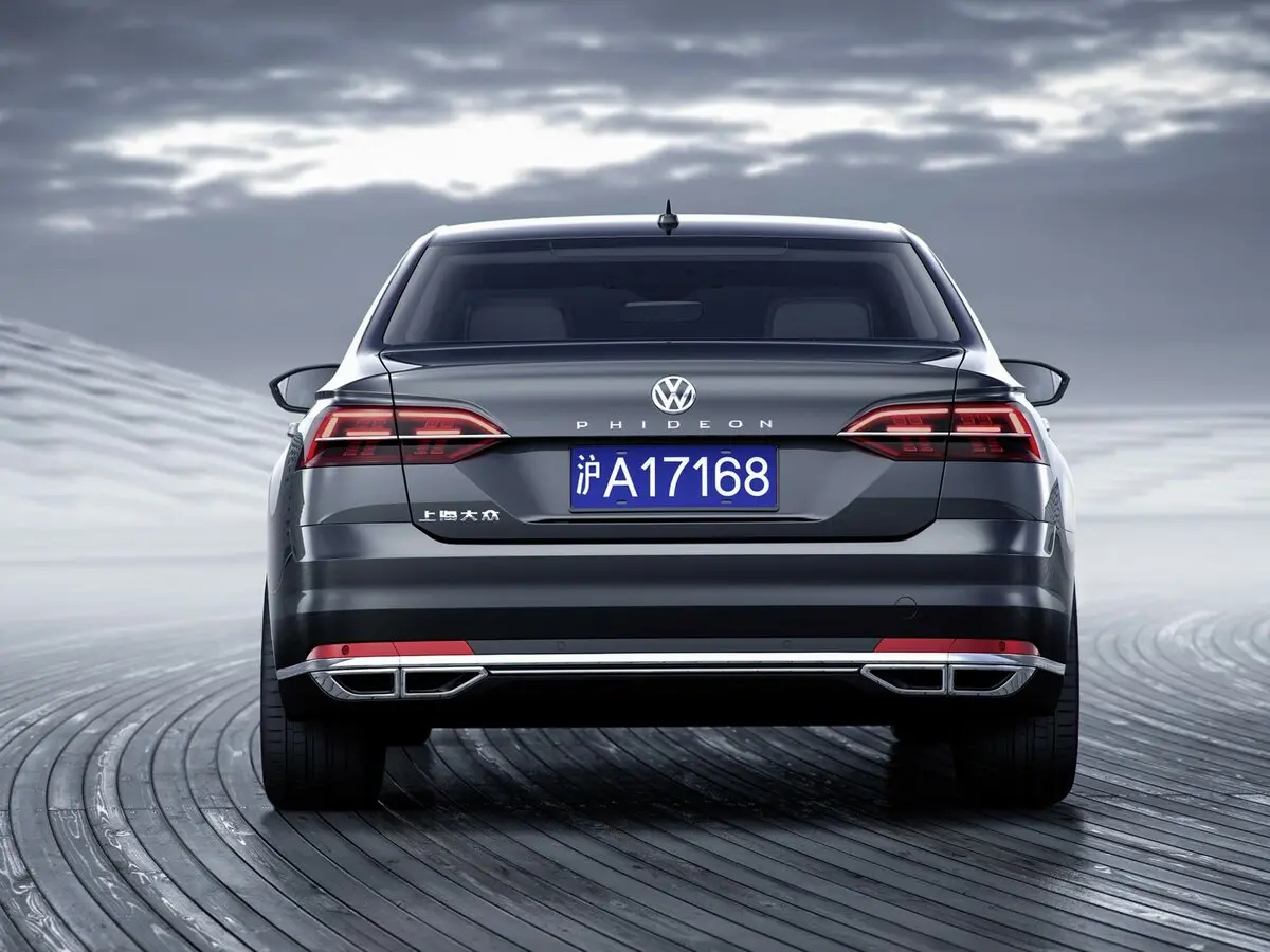 Volkswagen Phideon I Седан — сүрөт 4