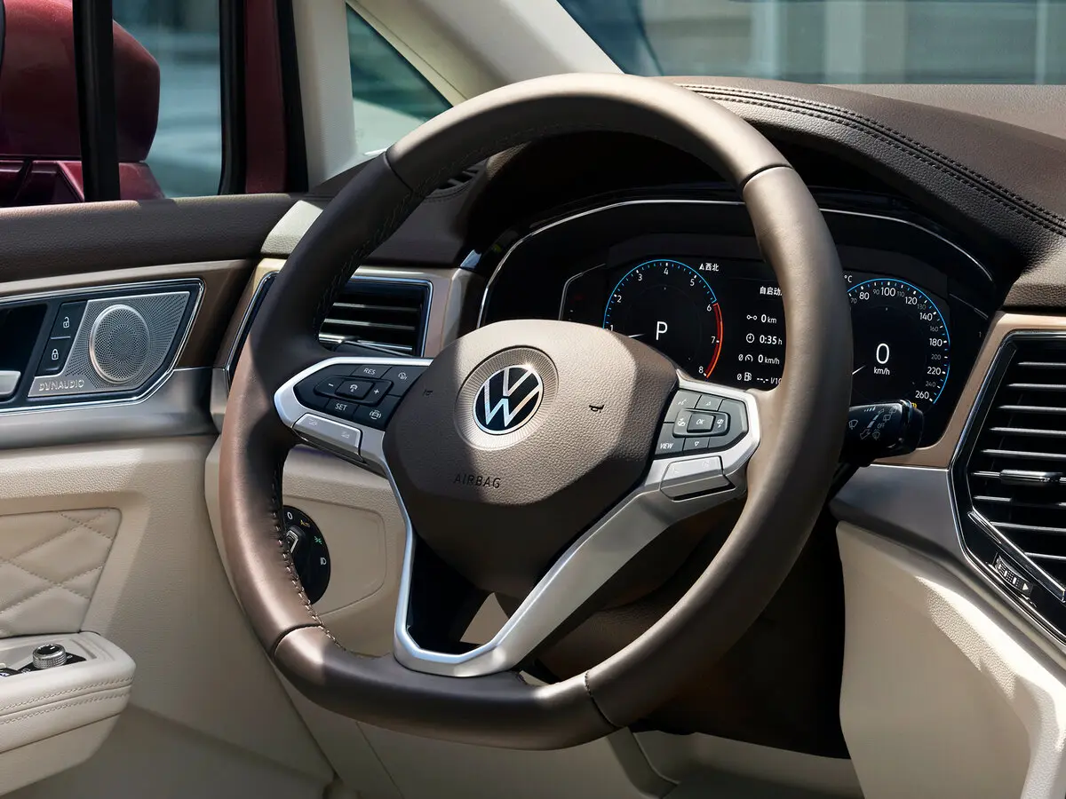 Volkswagen Viloran I Минивэн — сүрөт 9