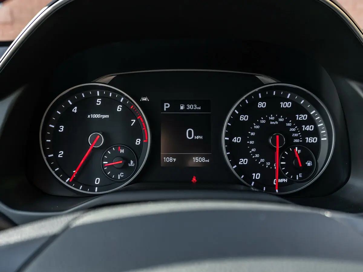 Hyundai Avante VI Рестайлинг Седан — фото 4