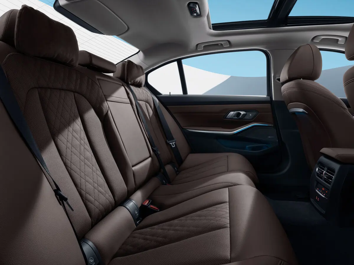 BMW i3 I (G28) Седан — сүрөт 10