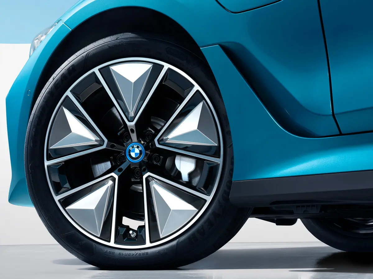 BMW i3 I (G28) Седан — сүрөт 15