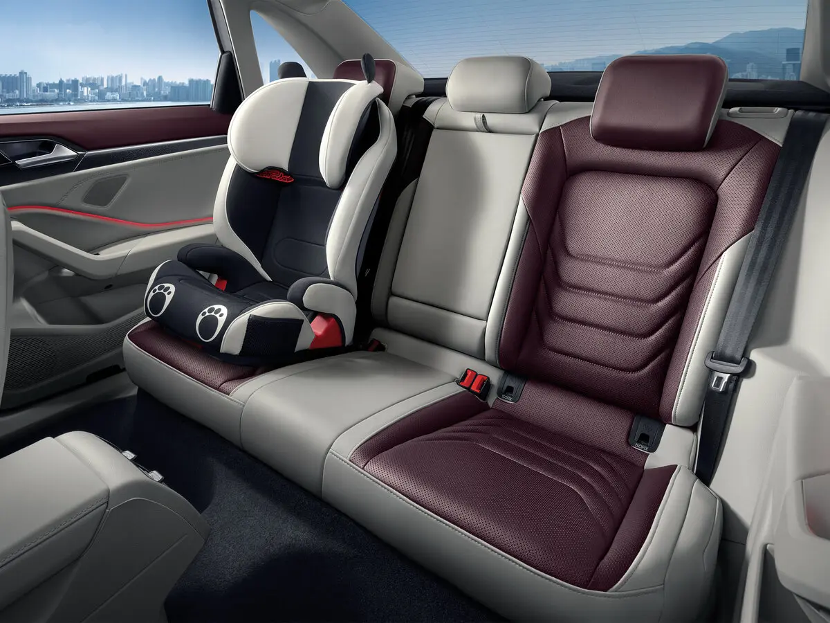 Volkswagen Sagitar III Седан — сүрөт 12