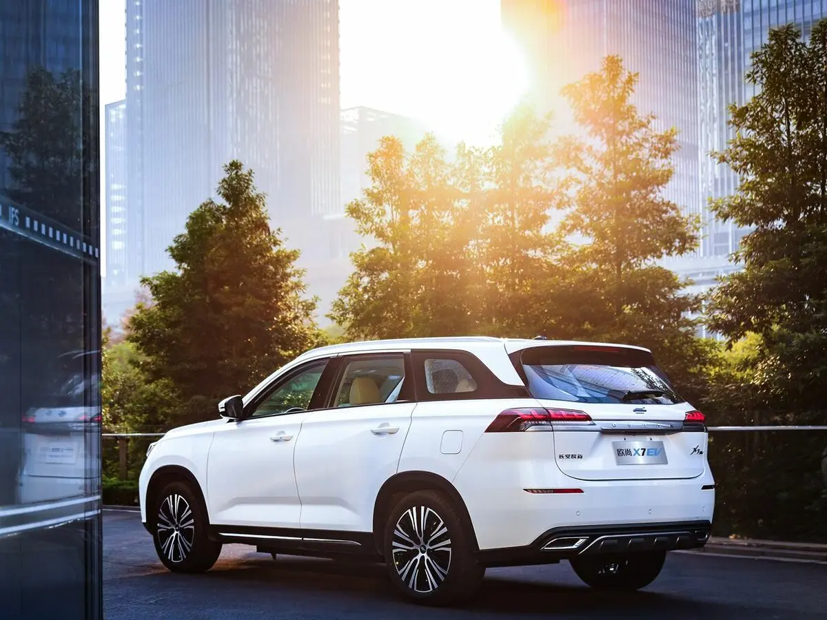Oshan X7 2019 – 2021 Внедорожник 5 дв. EV — сүрөт 3