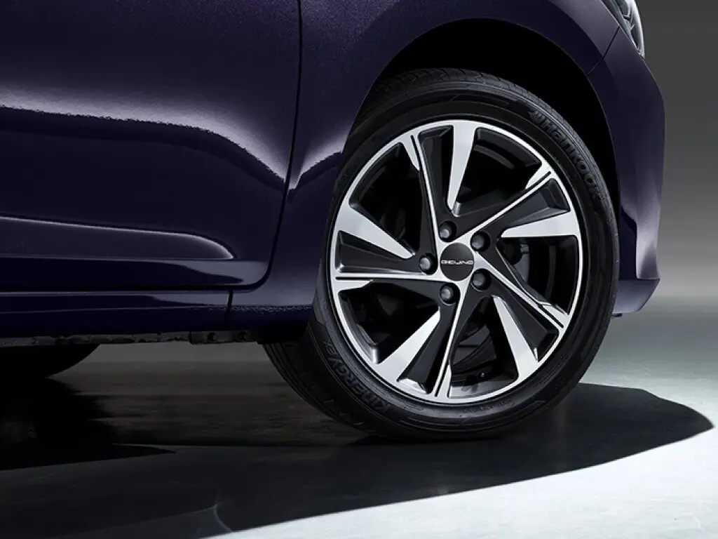 BAIC U7 2018 – 2021 Седан — photo 6