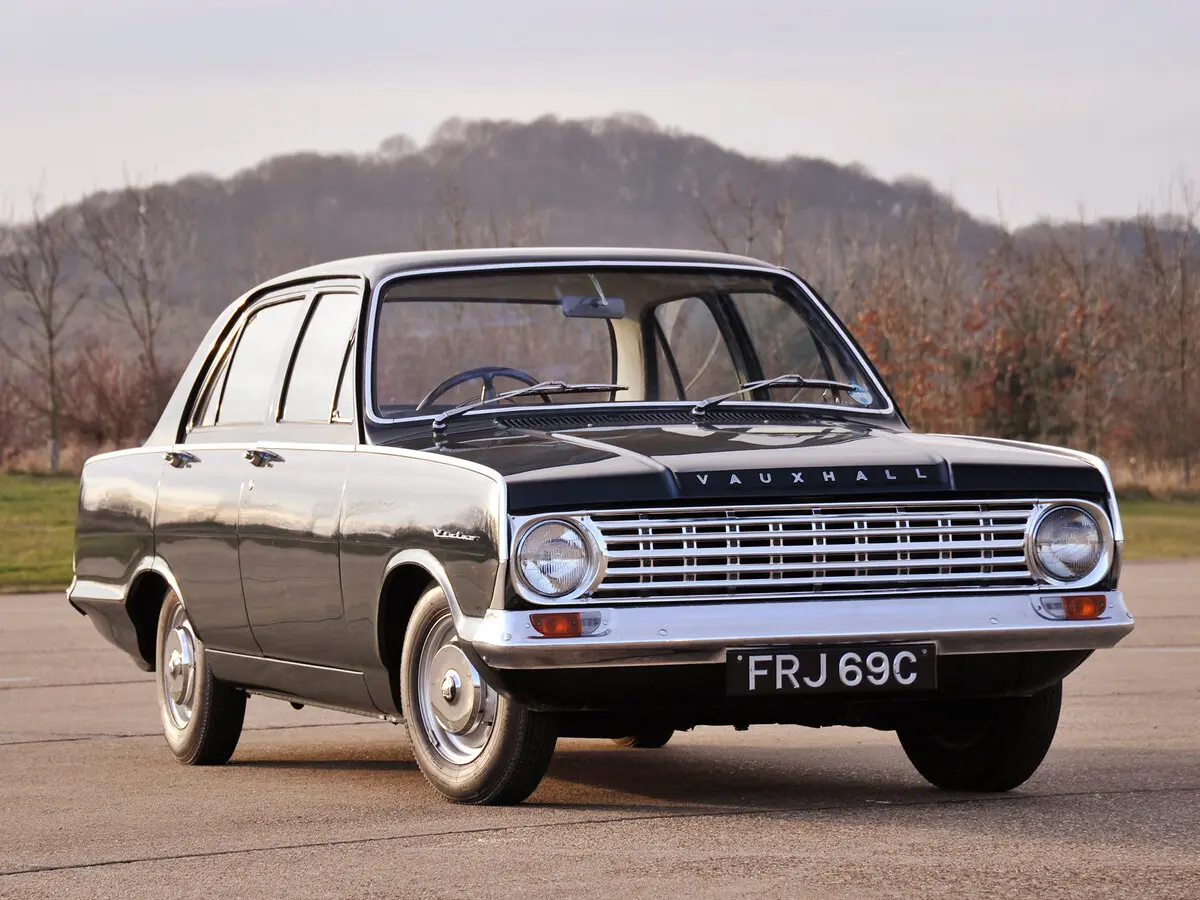 Vauxhall Victor FC Седан — сүрөт 3