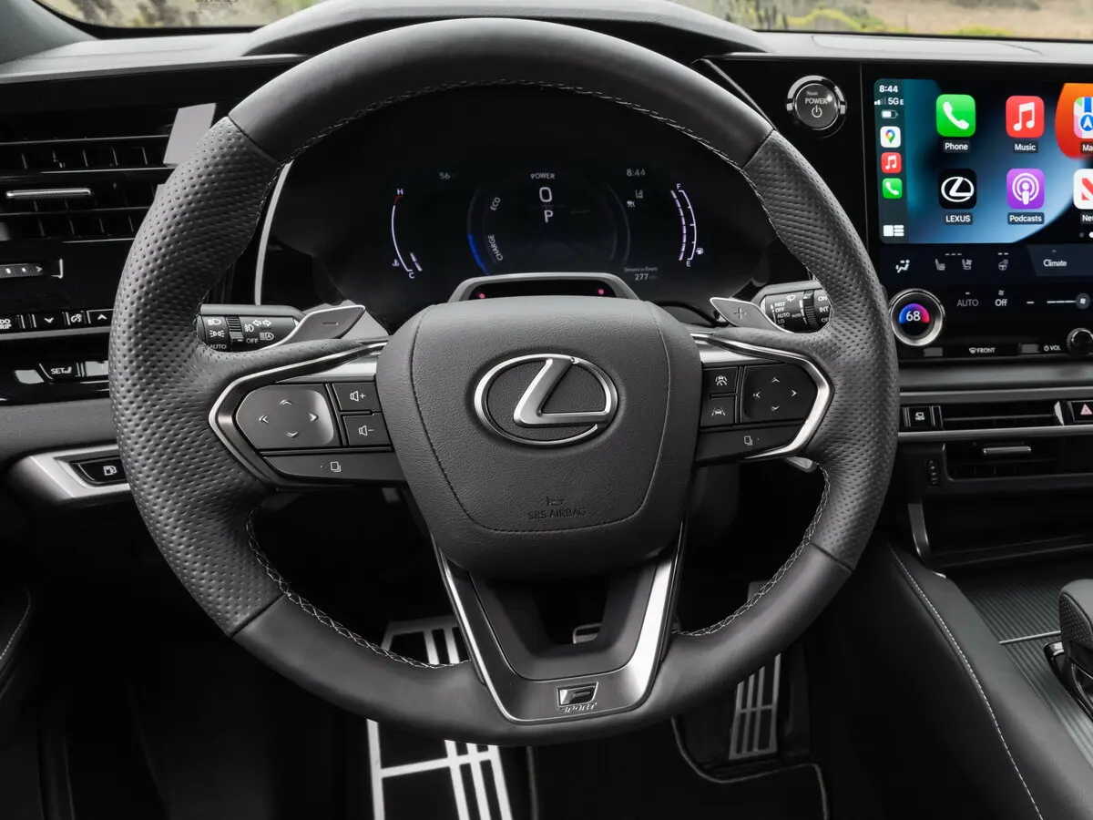Lexus RX V Внедорожник 5 дв. — фото 9