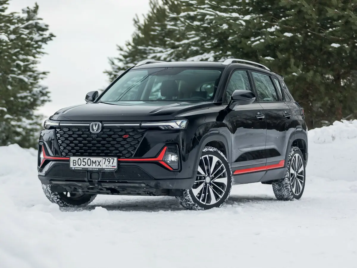 Changan CS35 Plus I Рестайлинг Внедорожник 5 дв. — сүрөт 12
