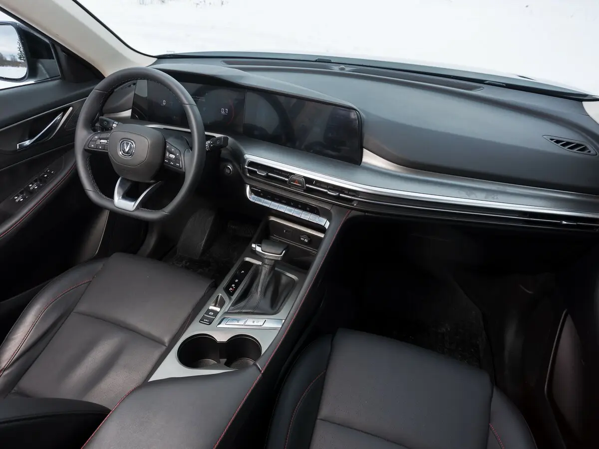 Changan CS35 Plus I Рестайлинг Внедорожник 5 дв. — сүрөт 16