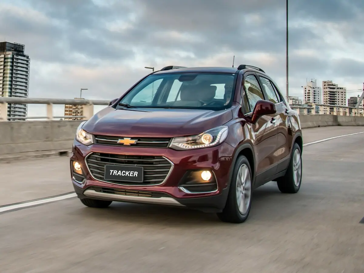 Chevrolet Tracker III Рестайлинг Внедорожник 5 дв. — сүрөт 3