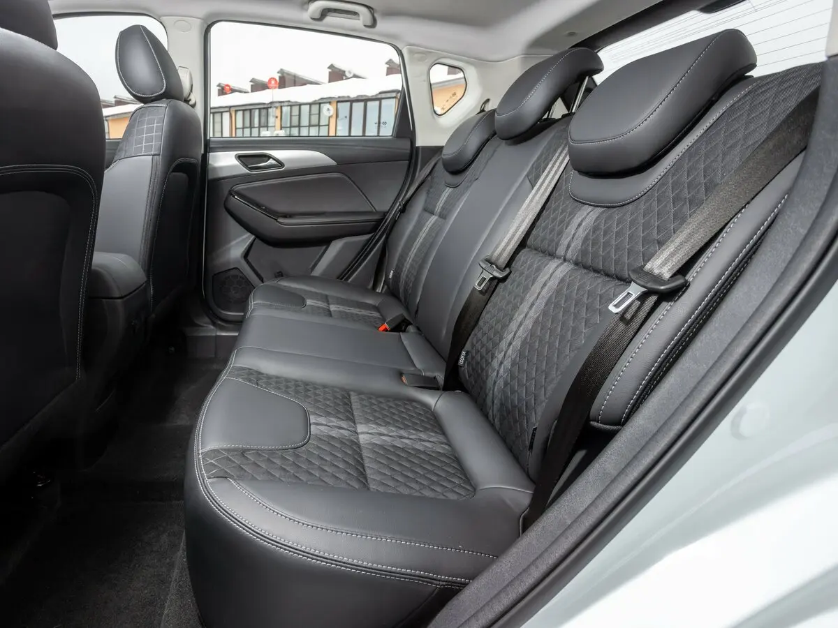 BAIC X35 2019 – 2025 Внедорожник 5 дв. — 照片 21