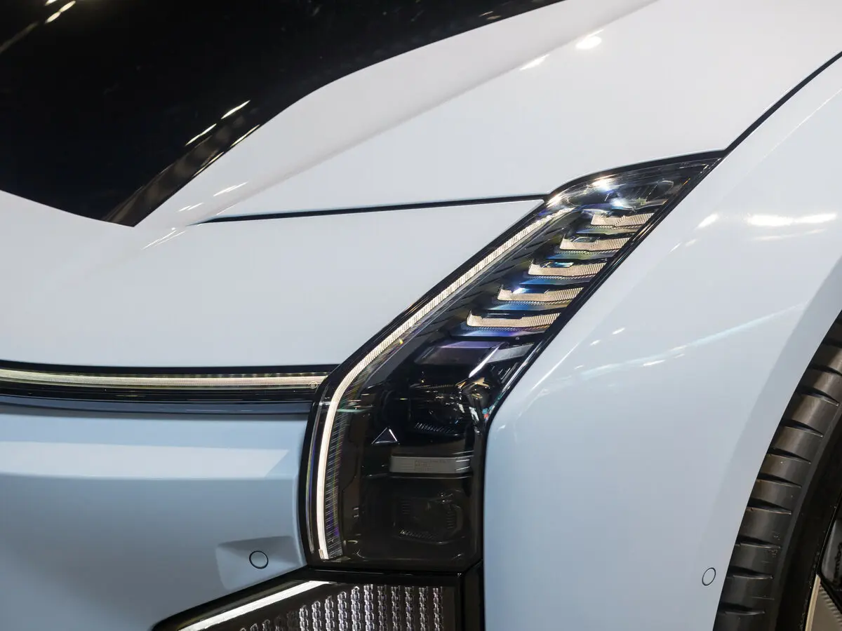 HiPhi Z 2022 – 2024 Седан — сүрөт 33