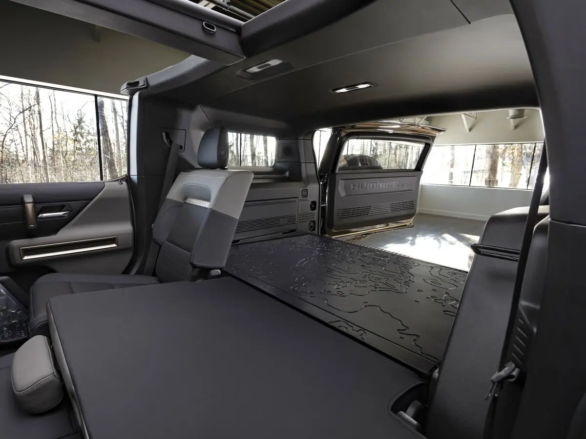 GMC Hummer EV 2021 – н.в. Внедорожник 5 дв. — сүрөт 11