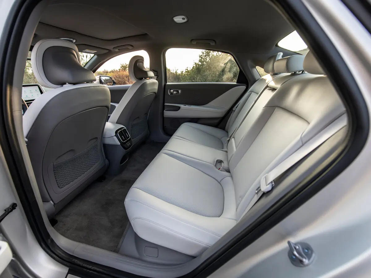 Hyundai IONIQ 6 I Фастбек — сүрөт 9